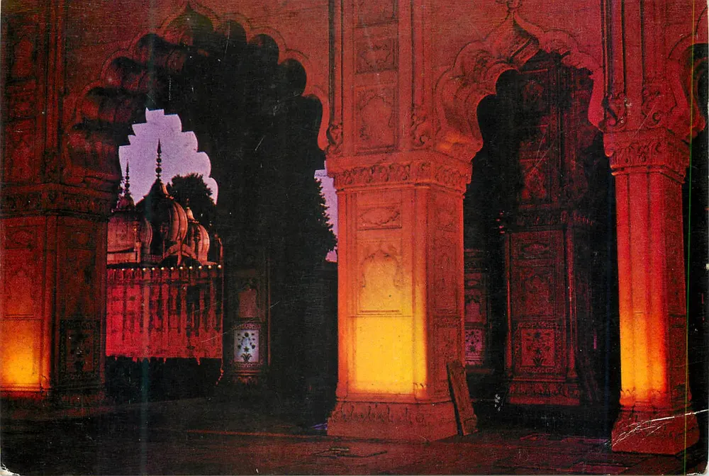 Klang und Licht am Roten Fort — Delhi — Verlag Vakils, Nr. 089 - Vorderseite