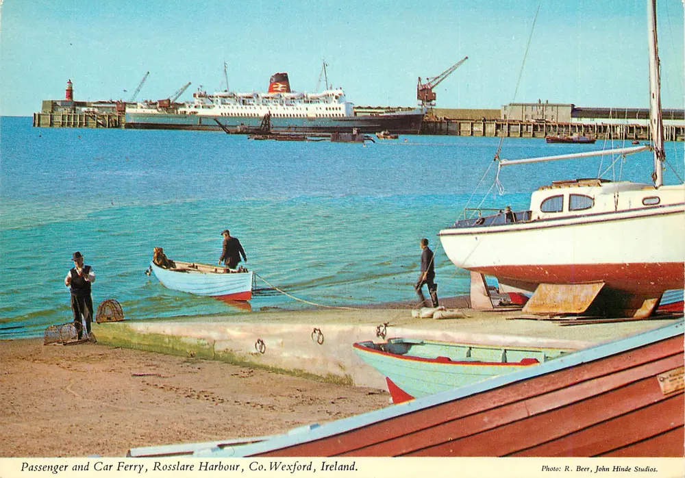 Passagier- und Autofähre, Hafen Rosslare, Co. Wexford, Irland — Foto: R. Beer, John Hinde Studios - Vorderseite