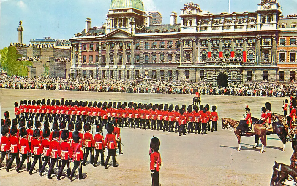 Trooping the Colour, at Horseguards Parade, LONDON — National Colour Series — Paddinton Photo Greetings - Recto