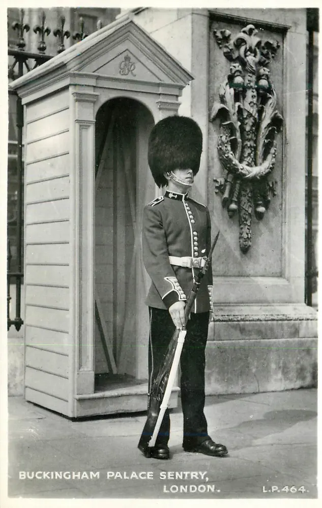 Palácio de Buckingham — Londres — Lansdowne Publishing Co. Ltd. n° L.P.464 - Frente