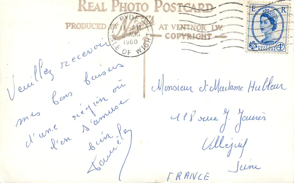 Le Pavillon & Esplanade Gardens, Ryde, I. of W. — 5557 — Real Photo Postcard - Verso