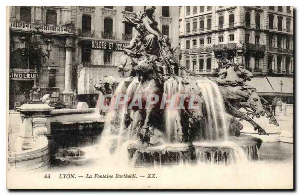 LYON. — Fontein Bartholdi. — XX. — Uitgever: Lévy Frères & Cie, n° 44 - Voorkant
