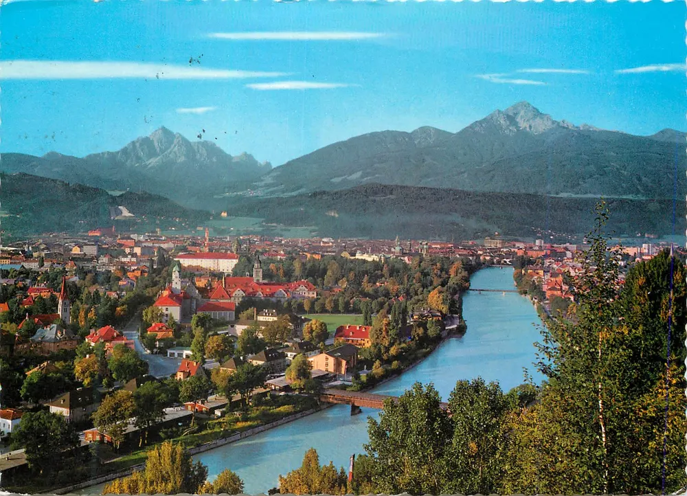 Innsbruck com Serles (2715 m) — vista panorâmica — Fotografia colorida e editora Viktor Holy e Filhos, Innsbruck - Frente