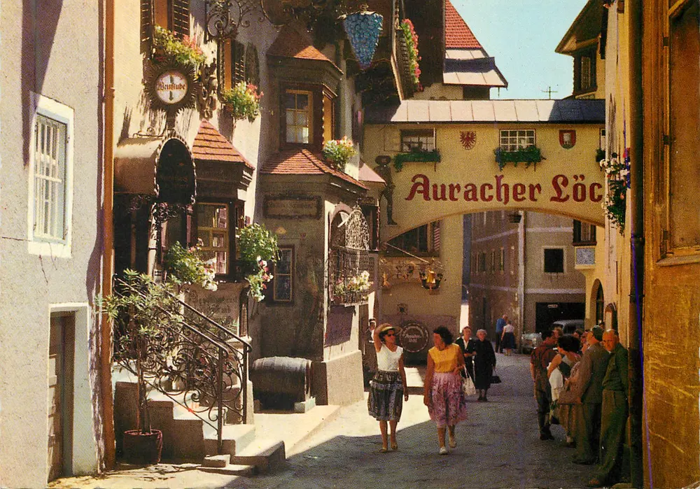 Auracher Löc — Kufstein में एक चित्रकारी पार के पार — प्रकाशक Montiano Postkartenverlag - आगे
