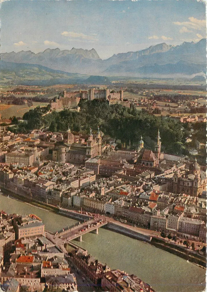 Salzburg — Luftbild — Ansichtskartenverlag J. Huttegger, Nr. 214 - Vorderseite