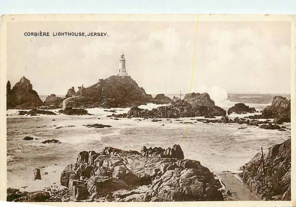 Farol de Corbière, Jersey — vista costeira rochosa — editor desconhecido, número de série não visível - Frente