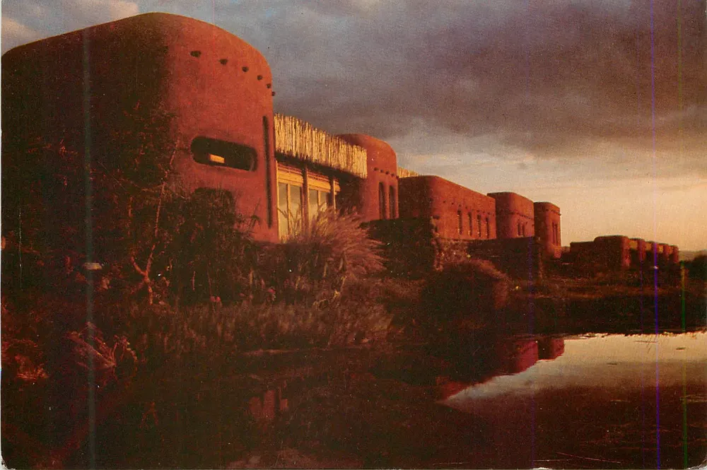 Amboseli Serena Lodge — Sonnenuntergang — Verlag KENYA LITHO LTD - Vorderseite