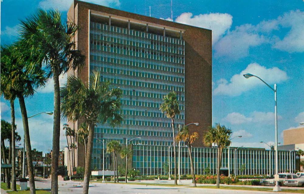 Câmara Municipal — Jacksonville, Fla. — Foto por Don Bern — Marsh Post Card Service - Frente
