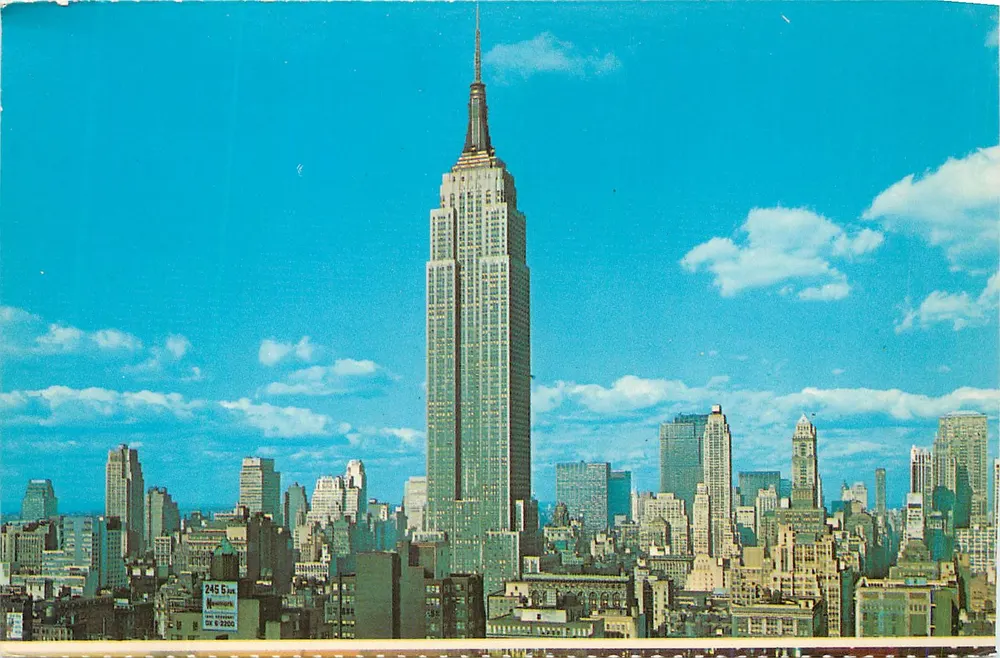 Empire State Building — New York City — Manhattan Post Card Corp. DR-70331-B - Voorkant