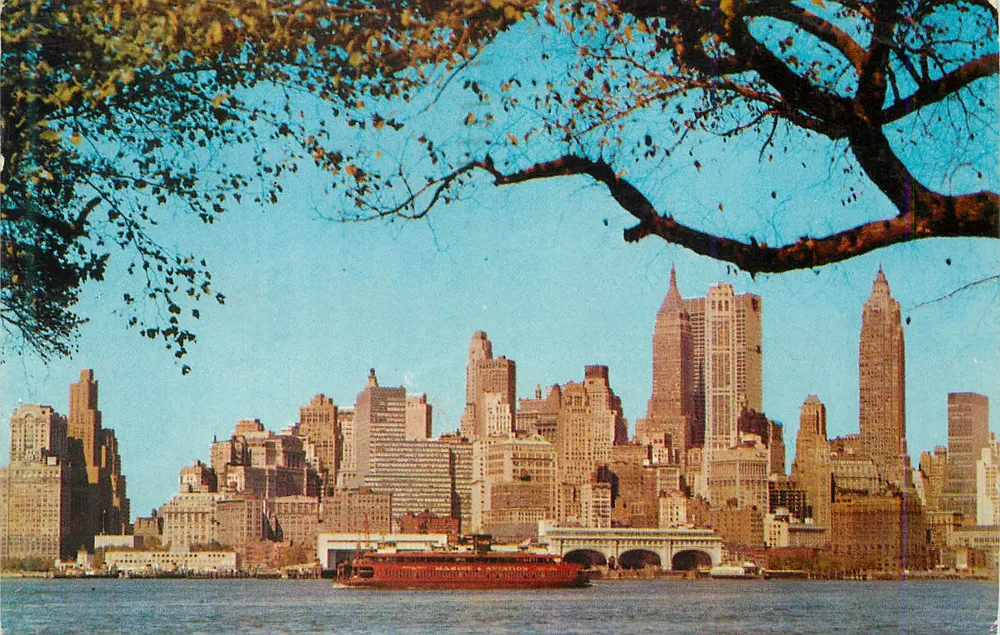 Downtown Manhattan Skyline — vue depuis Governor's Island — éditeur Downtown Card Company, n° 167 - Recto