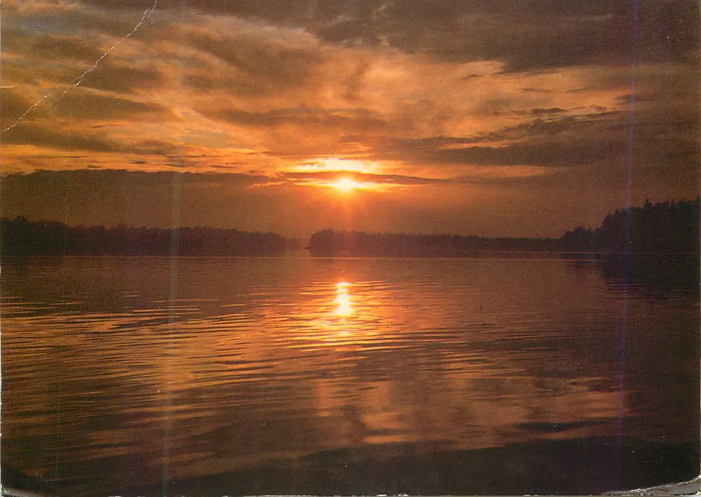 Pôr do sol sobre um lago — Joaba, Finlândia — editor artko, n° 4-61-102 - Frente