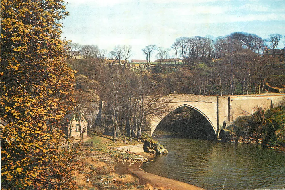 Brig o' Balgownie — Aberdeen, Escócia — J. Arthur Dixon, n°3865 - Frente