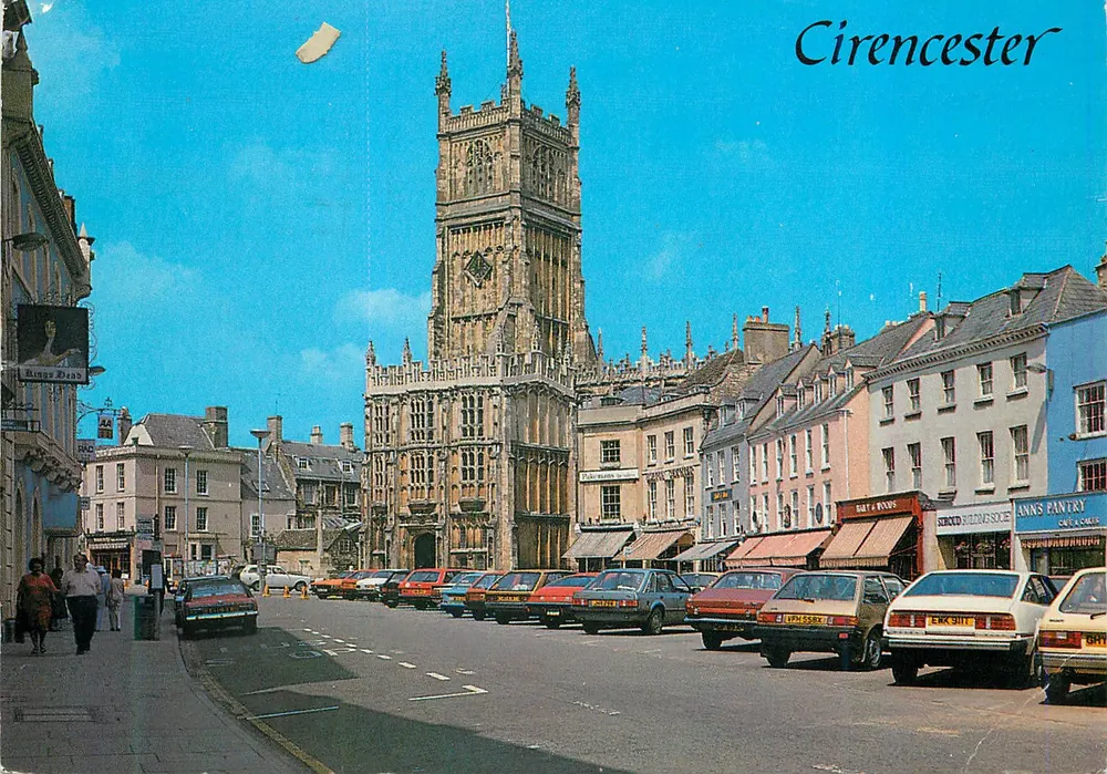 Cirencester — église et place du marché — J. SALMON LTD. - Recto