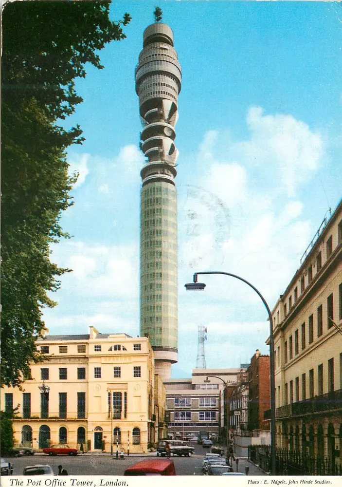 Torre do Correio, Londres — Foto E. Nägele, John Hinde Studios - Frente