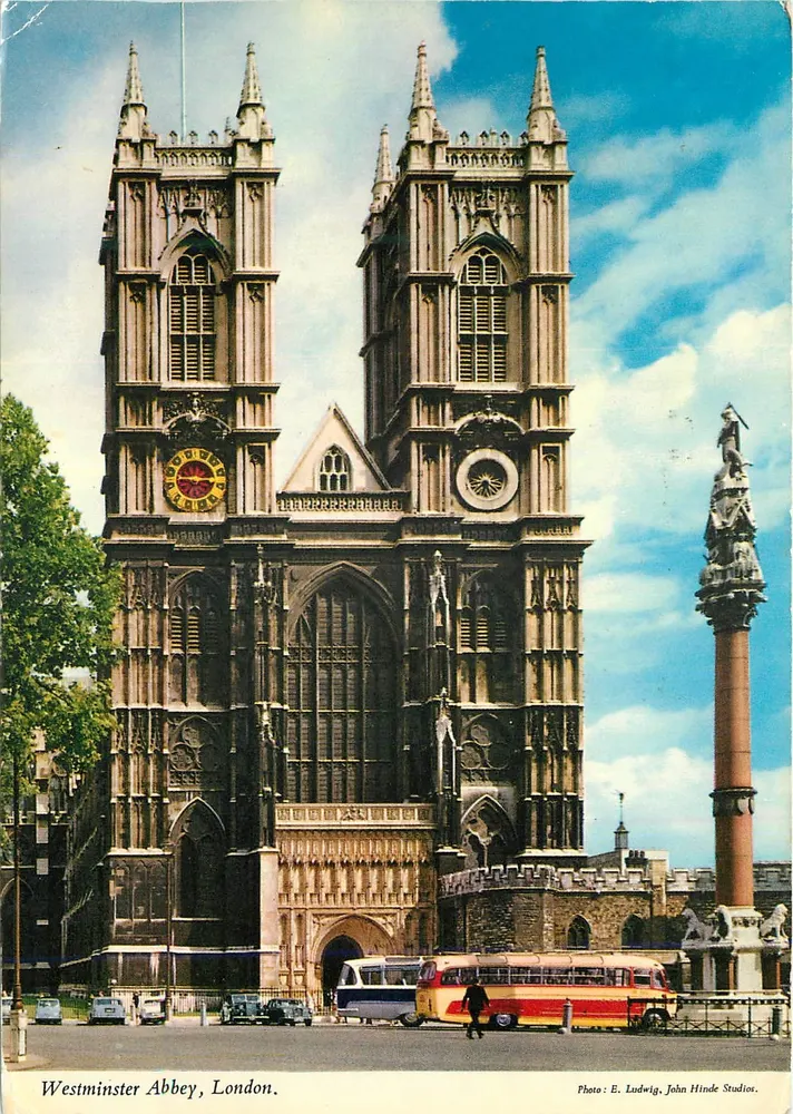 Abadia de Westminster, Londres — Foto: E. Ludwig, John Hinde Studios - Frente