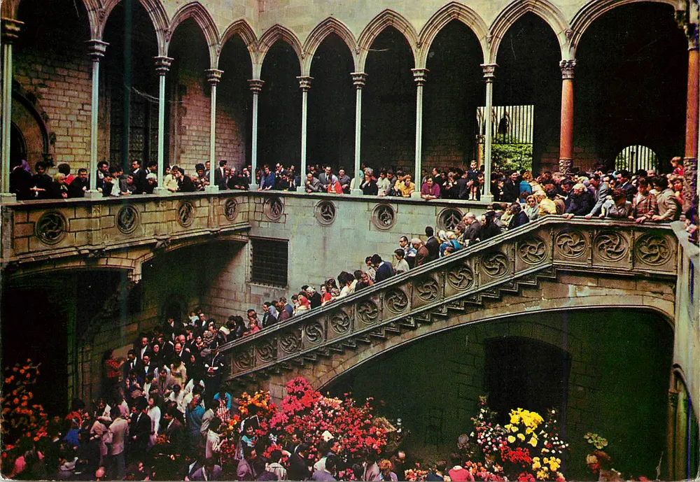 Cour Gótique - Palais des Députés — Barrio Gótico, Barcelone — Éditeur Zerkowitz - Recto