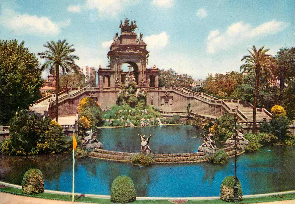 Cascada del Parque de la Ciudadela — Barcelona — Nikolaus Reuss - Recto