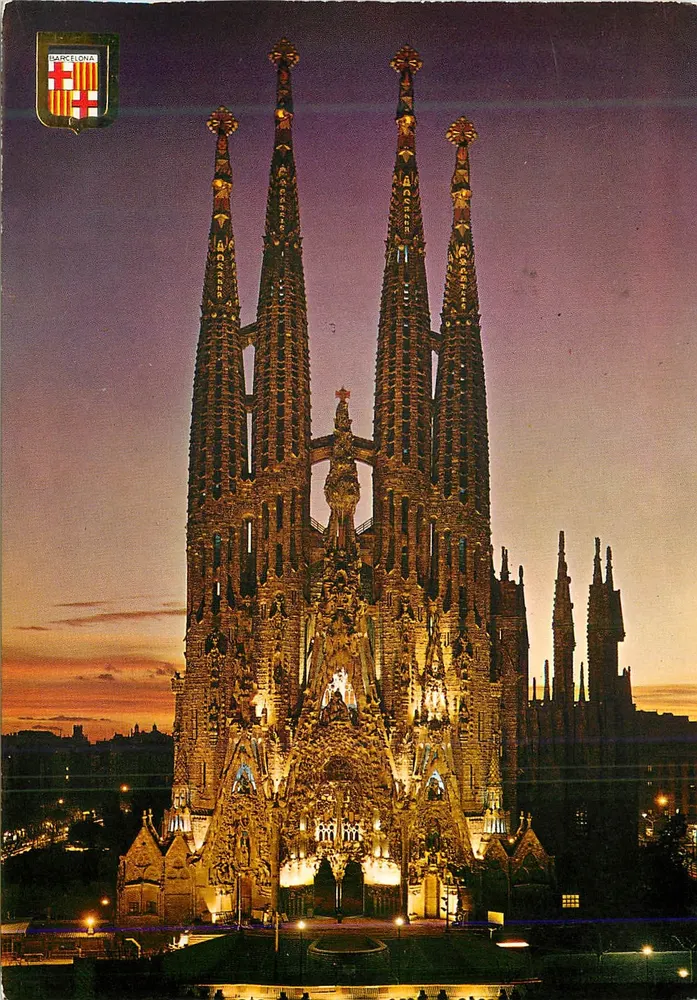 Templo da Sagrada Família — iluminado — Editor ESCUDO DE ORO, n° 2648 - Frente