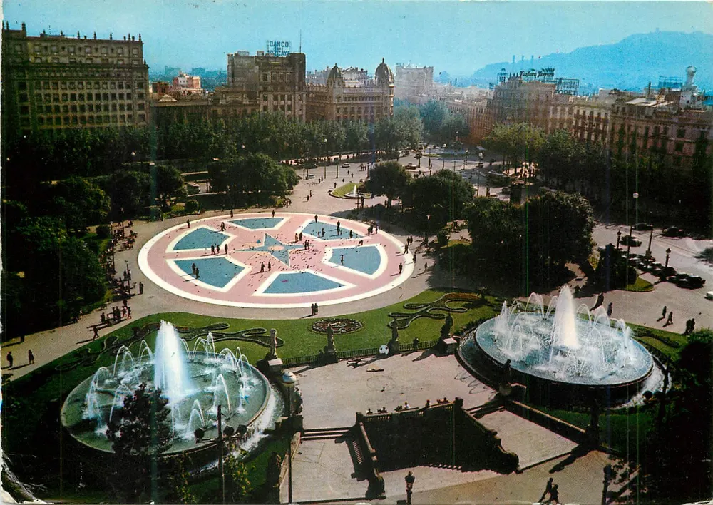 Plaza de Cataluña — Barcelona — Vision-Color Barcelona n°24 - Frente
