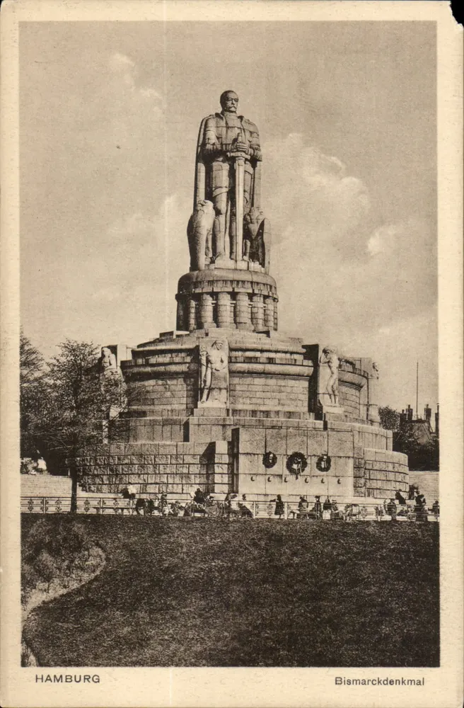 हैम्बर्ग — बिस्मार्क का स्मारक — A. F. हैम्बर्ग - आगे