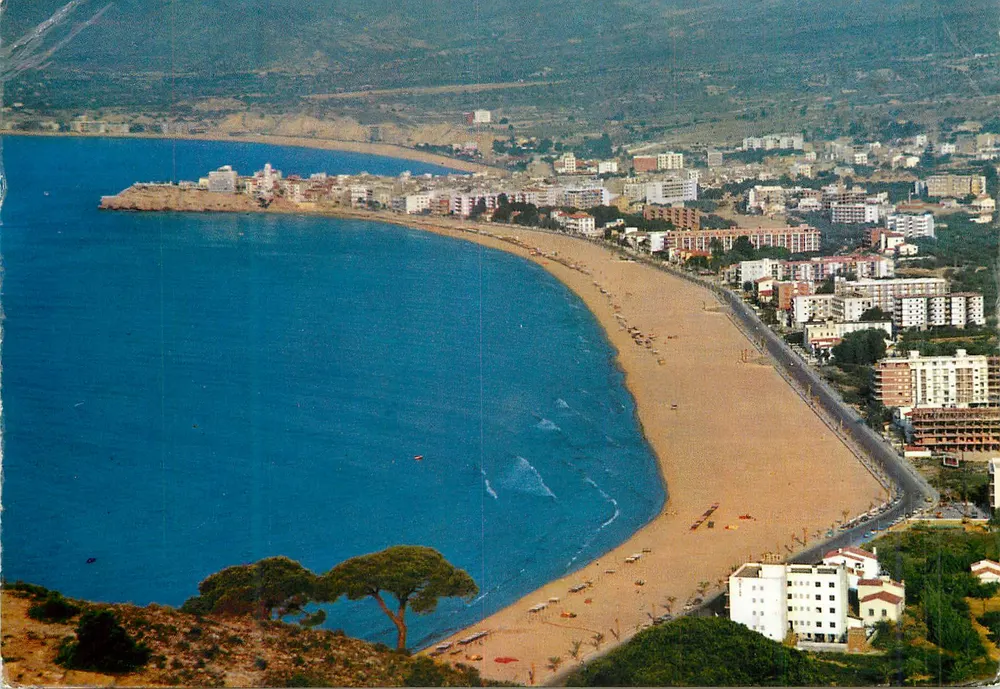 Benidorm — Vue aérienne — Éditeur T.A.F. - N° 6693 - Recto