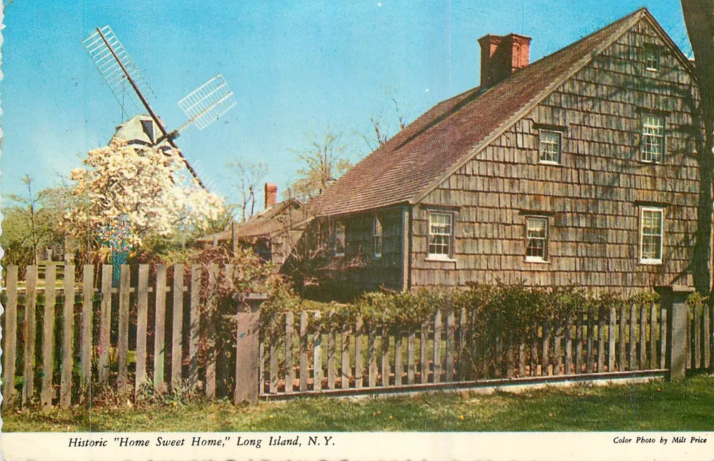 Historisch "Home Sweet Home," Long Island, N.Y. — Farbfoto von Milt Price - Vorderseite