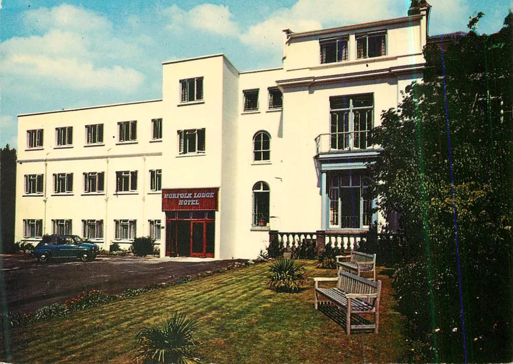 Norfolk Lodge Hotel — Jersey — Guernsey Press Co. Ltd. - Vorderseite