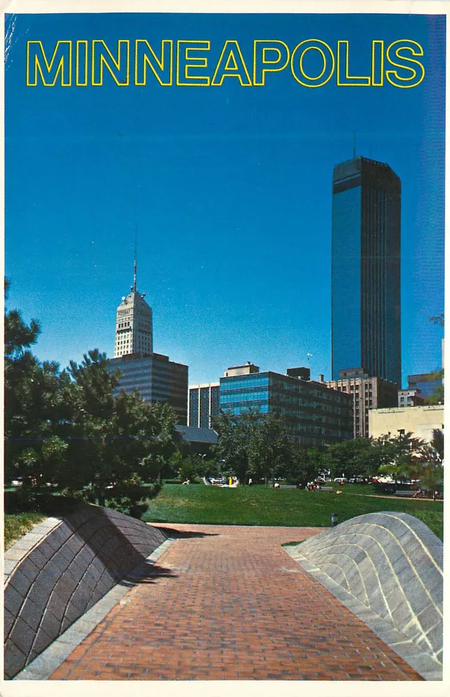 Minneapolis — Skyline-Aussicht vom Hennepin County Government Center — H.S. Smitker Co. Z-27 - Vorderseite