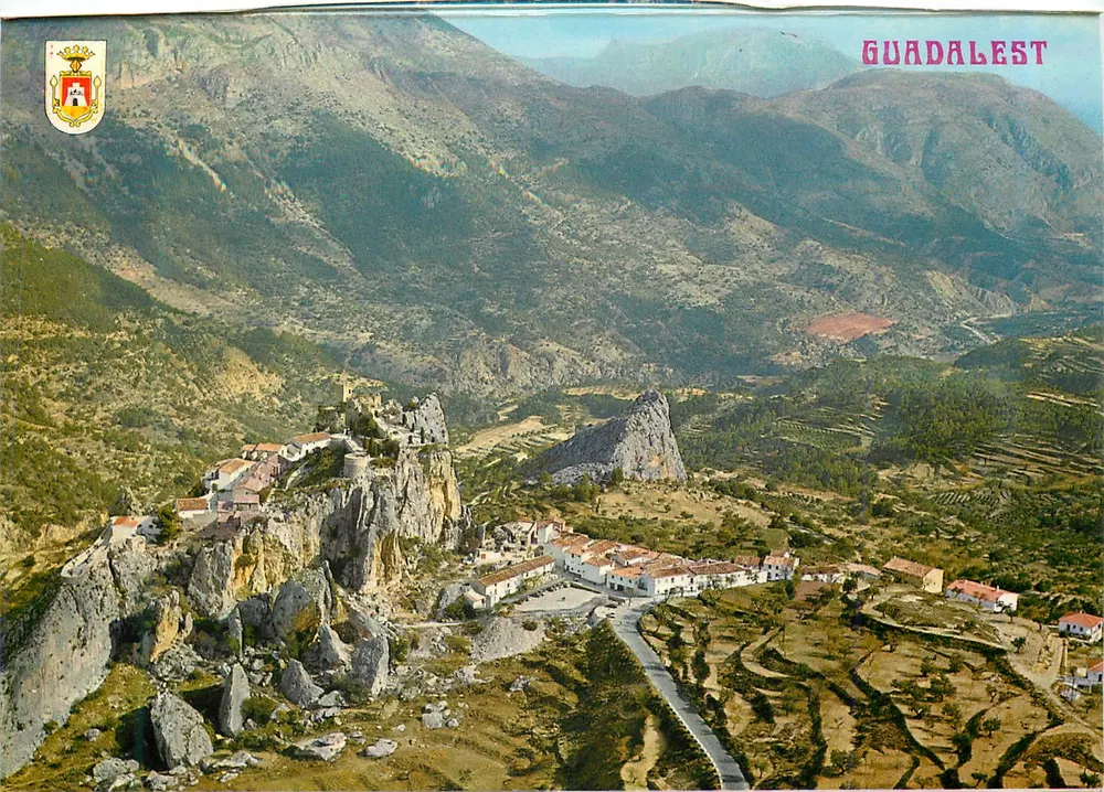 Guadalest — vue aérienne — Callosa de Ensarria - Recto