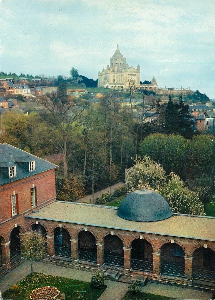 Die Basilika von Lisieux — Ansicht des Carmel — Éditions Office Central de Lisieux, Nr. 87 - Vorderseite