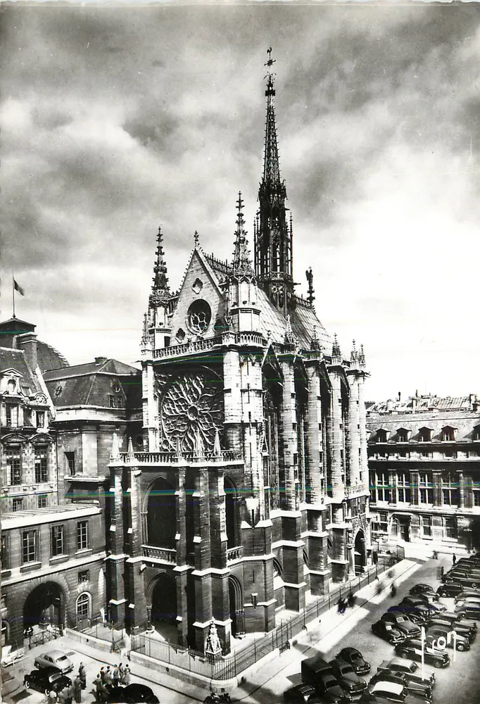 Paris... Caminhando — A Santa Capela — Edições de Arte Yvon, 30 Av. Jean Jaurès, Arcueil (Seine) - Frente