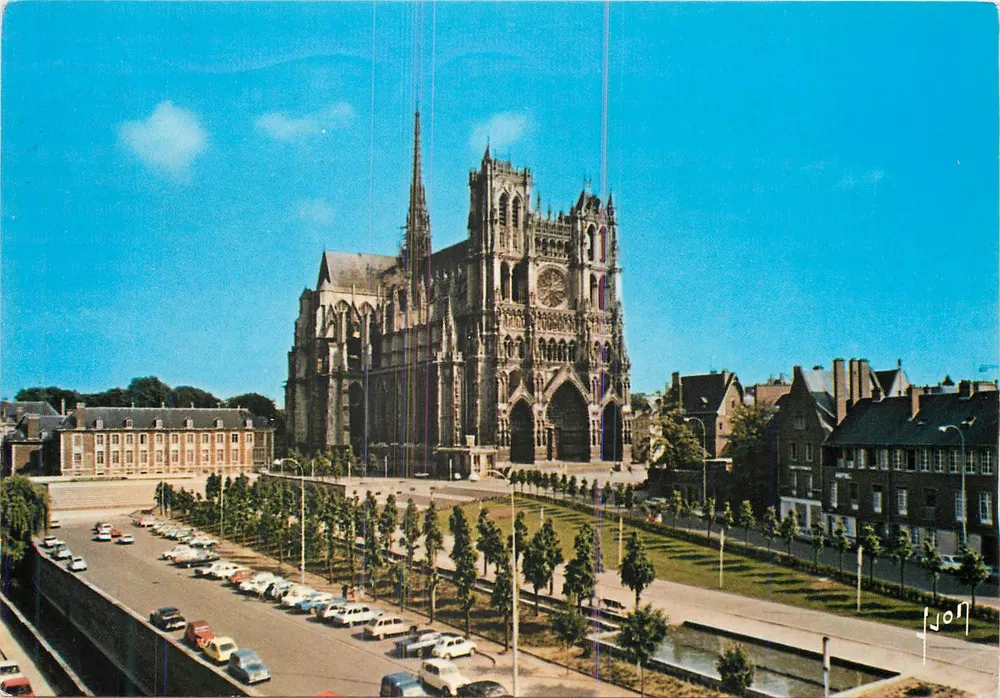 Catedral de Nossa Senhora de Amiens — vista panorâmica — Edições de Arte Lyon - Frente