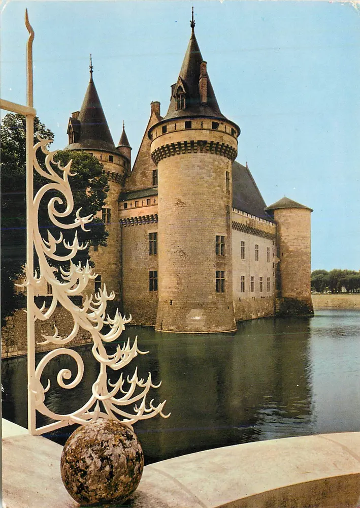 Castelo de Sully-sur-Loire — Loiret — editor Combier Imprimeur Mâcon - Frente