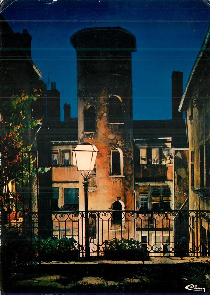 Lyon (Rhône) — Alt Lyon — Die Runde Turm, 16, rue du Bœuf — Cing - Vorderseite