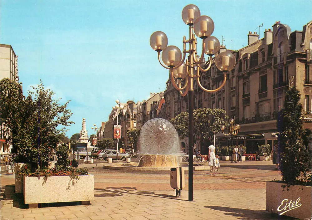 Praça Drouet d'Erlon — Reims — Editora Estel, n° 7652 W - Frente