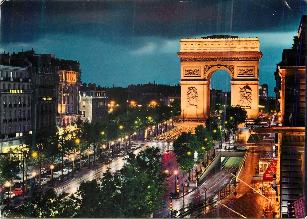Paris - O Arco do Triunfo e os Campos-Élisée iluminados — Edições E.C. Paris - Frente