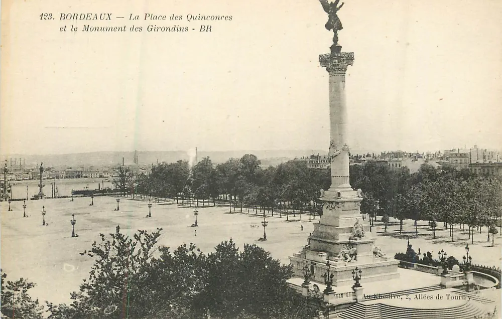 Bordeaux — Die Place des Quinconces und der Monument des Girondins - BR - Vorderseite
