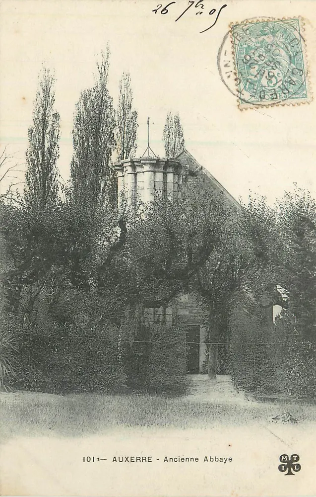 Auxerre - Stara Abpia — widok abpii otoczonej drzewami — wydawca MTTL, nr 1011 - Awers