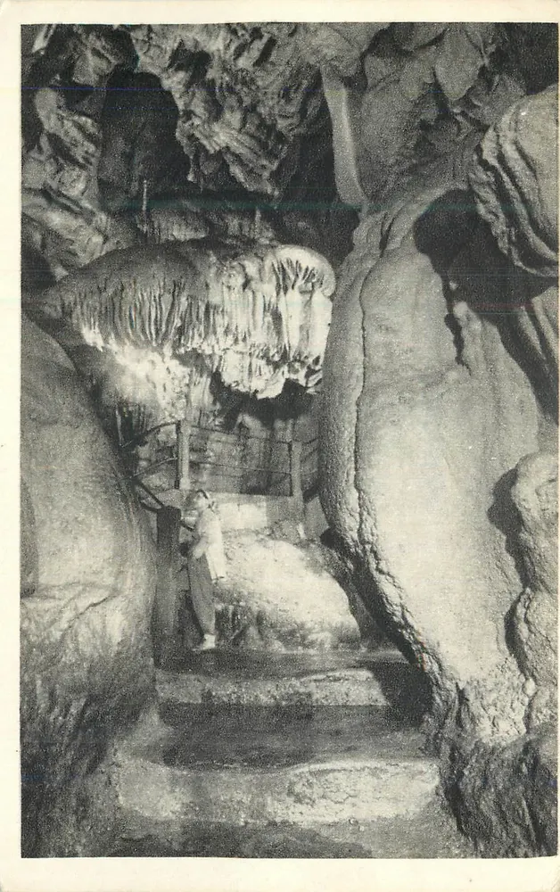Grotte au sommet du Grand Dôme — Padirac (Lot) — Éditions J. Vertuel - Recto