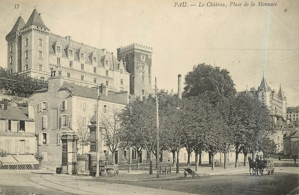 PAU — Le Château, Place de la Monnaie — éditeur ND PBM, n° 57 - Recto