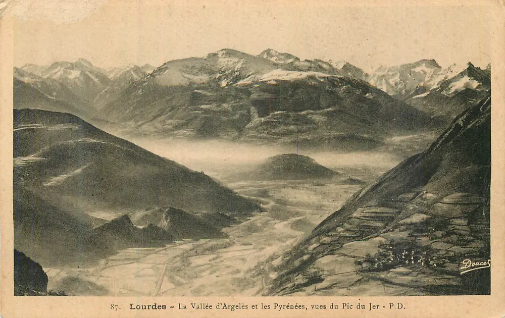 Lourdes - La Vallée d'Argelès und die Pyrénées, vom Pic du Jer aus gesehen - P.D. - Doucet - Vorderseite