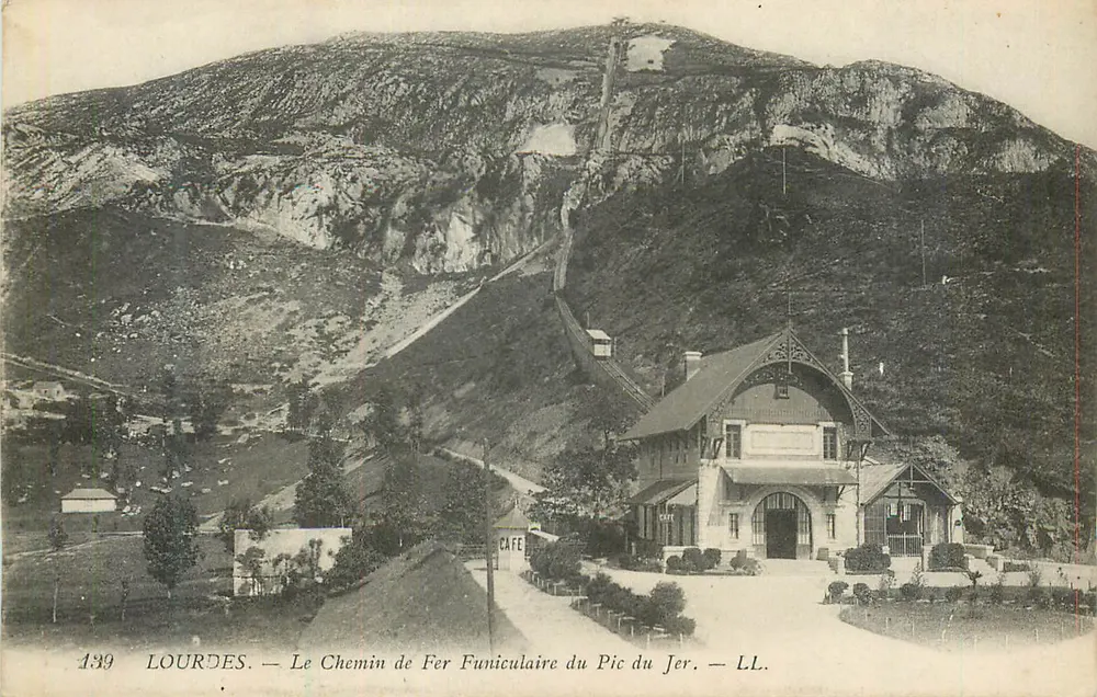 Lourdes — Le Chemin de Fer Funiculaire du Pic du Jer — LL. — N° 439 - Recto