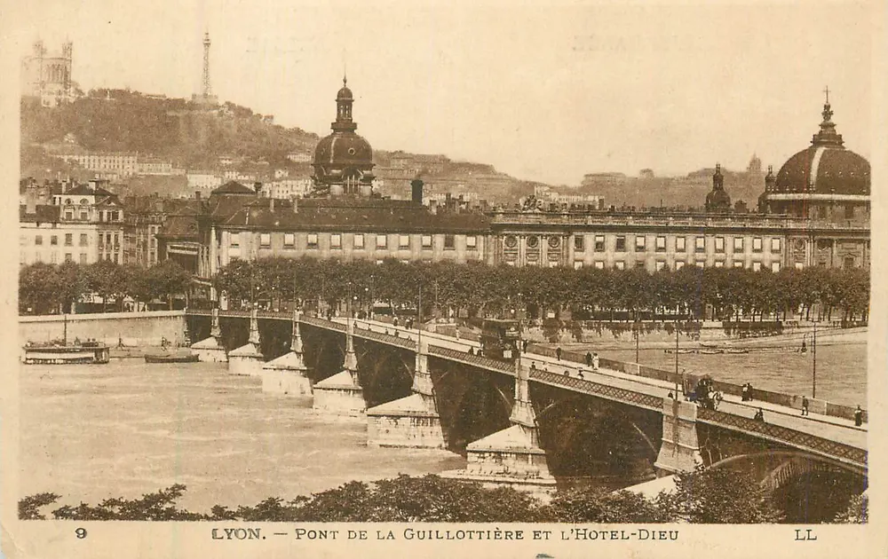 LYON. — BRÜCKE DER GUILLOTIÈRE UND DAS HÔTEL-DIEU — LL - Vorderseite