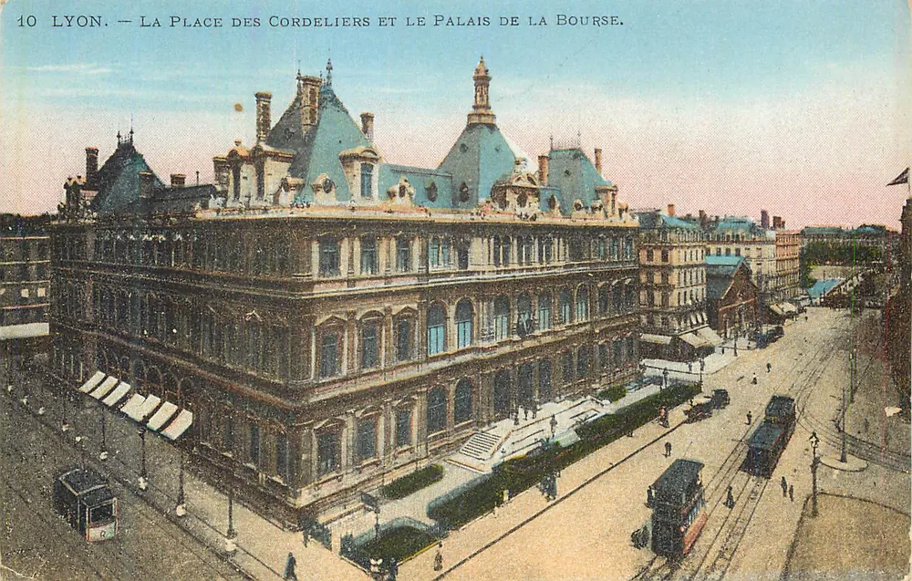 Lyon — Place des Cordeliers und das Palais de la Bourse - Vorderseite