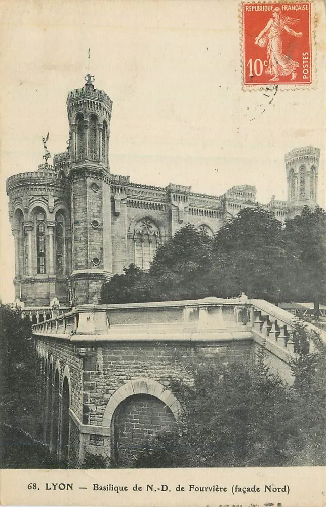 LYON — Basílica N.-D. de Fourvière (fachada Norte) — editor desconhecido, n° 68 - Frente