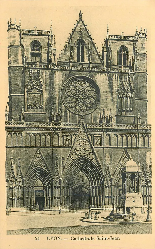 LYON — Catedral São João — n°21 - Frente