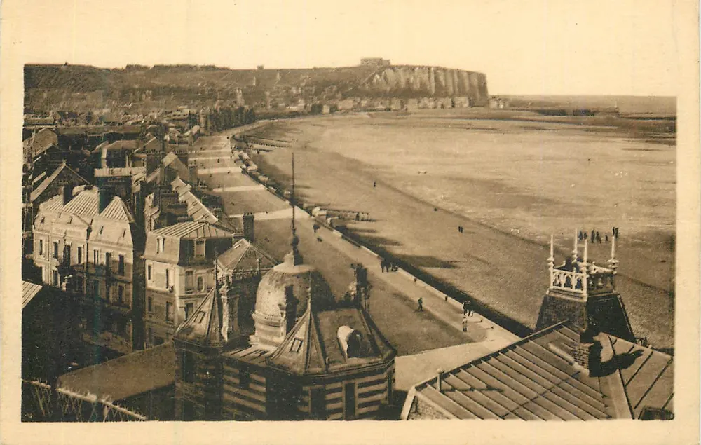 Mers-les-Bains — Allgemeiner Blick auf den Strand vom Kliff aus — J. Stieum, Verlag Lévy et Neurde, Paris - Vorderseite