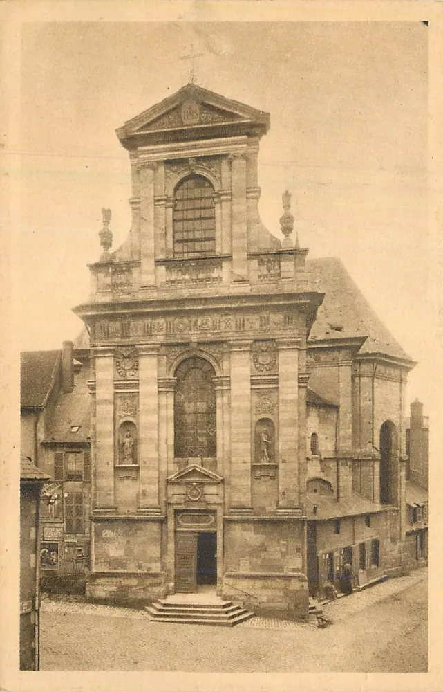 Nevers (Nièvre) — Église Saint-Pierre (XVIIe siècle) — Héliogravure Combier Macon - Recto