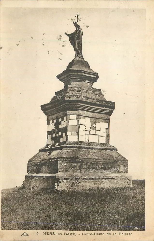 MERS-les-BAINS - Notre-Dame de la Falaise — statue sur piédestal en pierre, éditeur AHA, n°9 - Recto