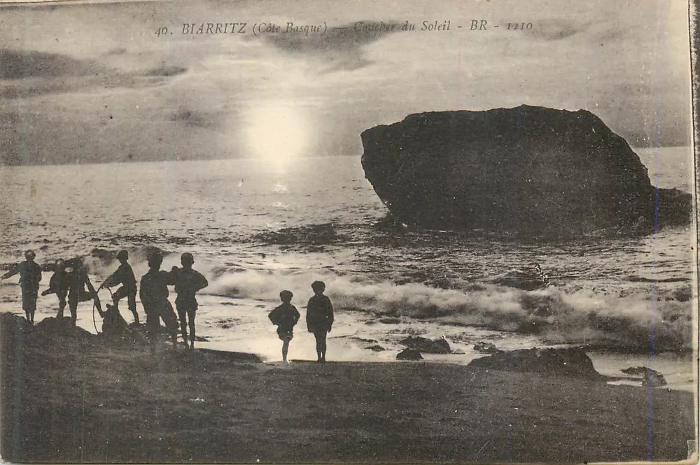 Biarritz (Côte Basque) — Pôr do sol — BR - 1210 - Frente